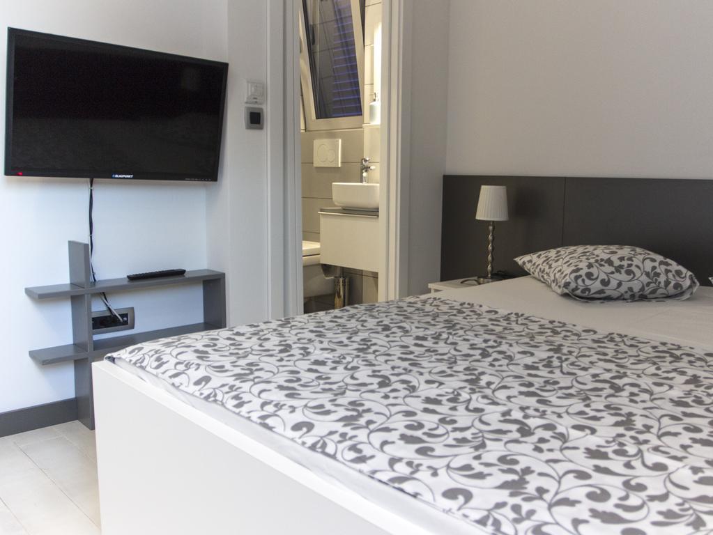 Apartments Petra Njivice Ngoại thất bức ảnh